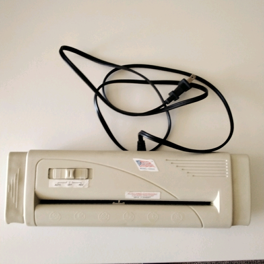 "TELCO" PAPER SHREDER